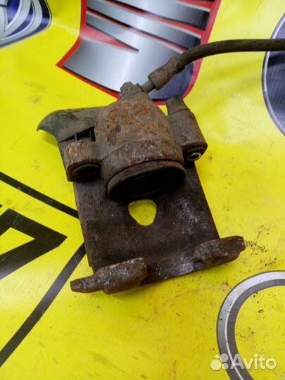 Суппорт передний правый Volkswagen Lupo купе 1.4