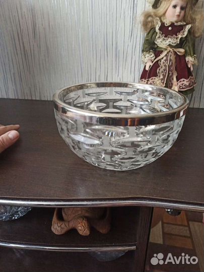 Хрустальная конфетница