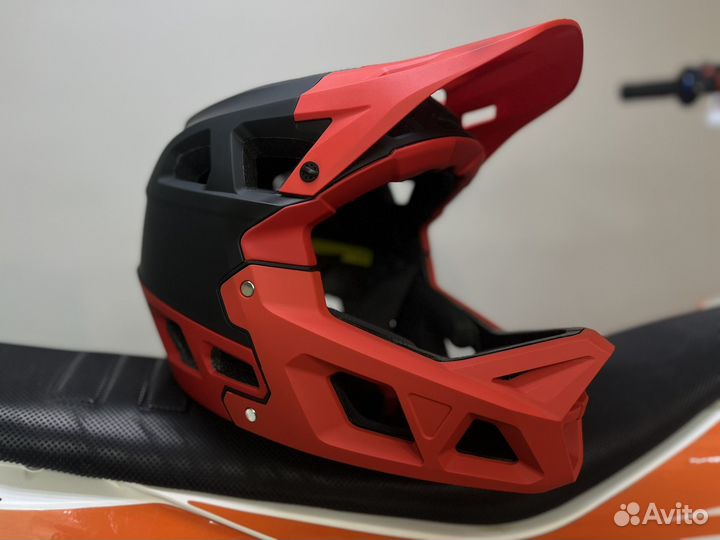 Шлем велосипедный (эндуро,кросс)