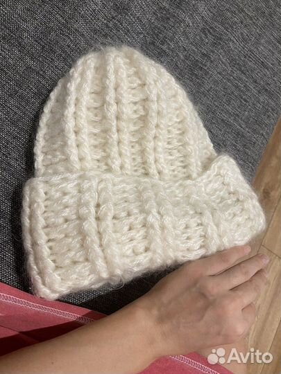 Шапка женская вязаная ручная работа