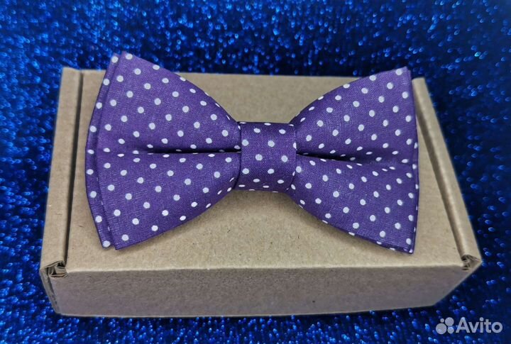 Галстуки бабочки в горошек