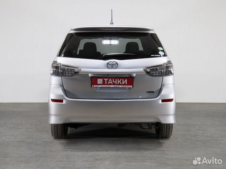 Toyota Wish 1.8 CVT, 2013, 213 250 км