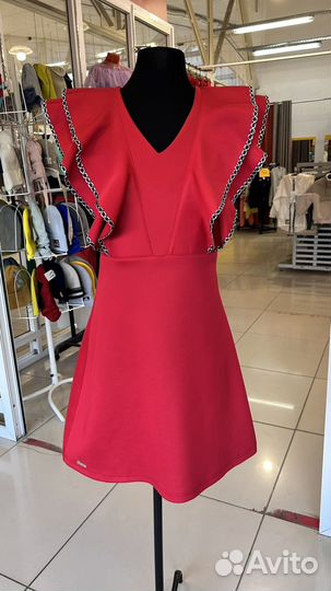 Платье новое для девочки с этикеткой