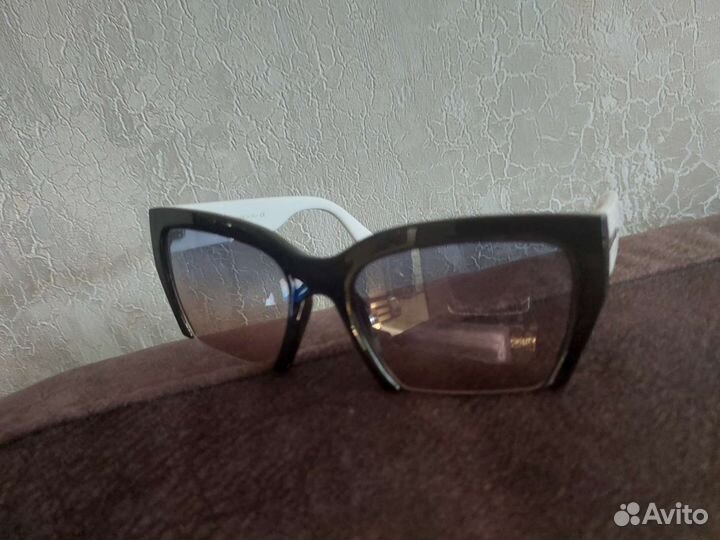 Солнцезащитные очки женские