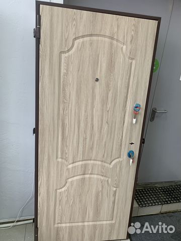 Дверь квартирная