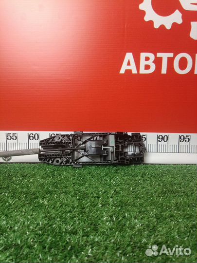 Кронштейн ручки двери задней Skoda Superb 2