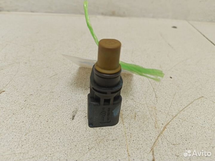 Датчик положения распредвала