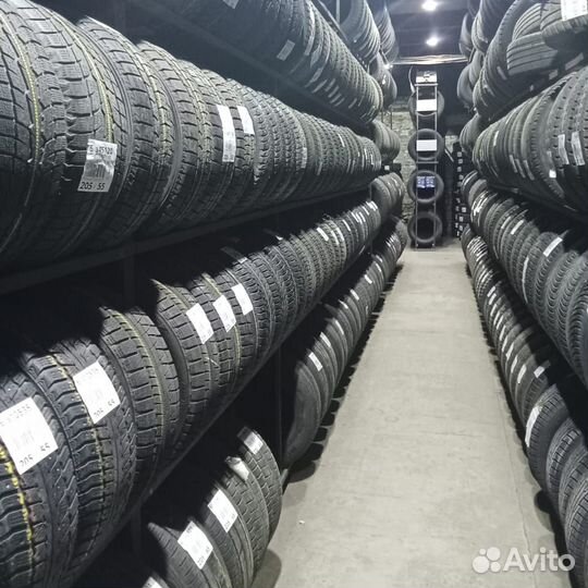 Hankook IceBear W300 235/55 R17 103V