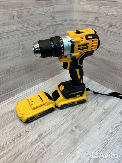 Шуруповерт dewalt 18v бесщеточный