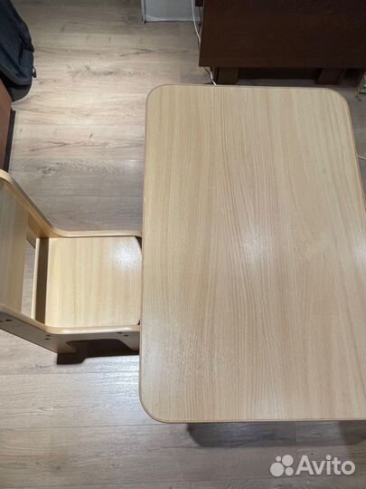 Детский стол и стул