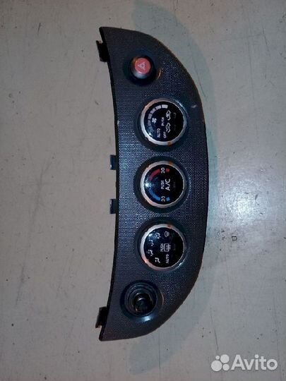 Блок управления климат-контролем Nissan Serena TC2