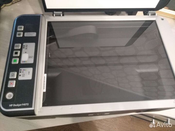 Цветной струйный принтер нр