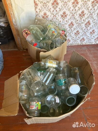 Отдам бесплатно банки