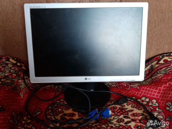 Монитор LG
