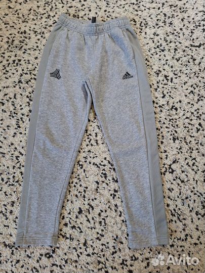 Спортивный костюм Adidas б/у 140 р