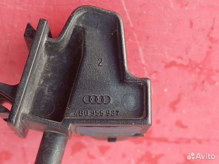 Форсунка омывателя лобового стекла Audi A6 C5