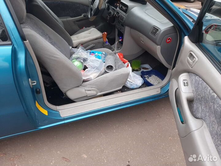 Toyota Corolla 1.3 МТ, 1999, 200 000 км