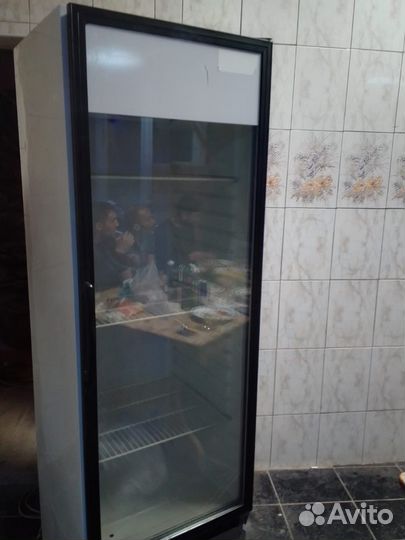 Холодильная витрина