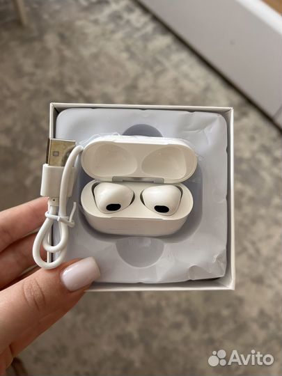 Беспроводные наушники новые
