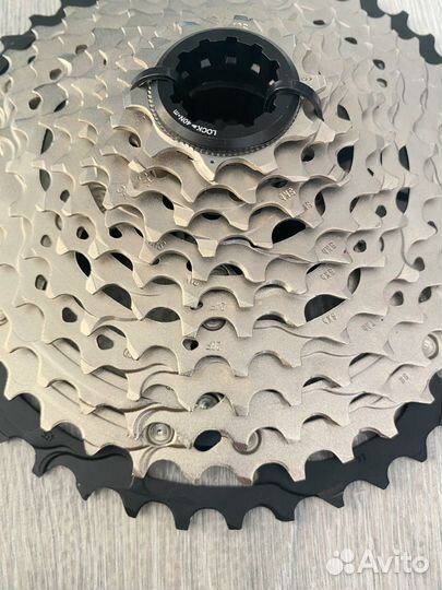 Кассета Новая Shimano SLX CS-M7100. На 12 10-45