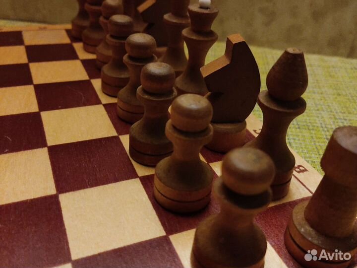 Шахматы и игра для интеллекта деревянные СССР