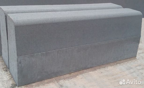 Бордюр дорожный