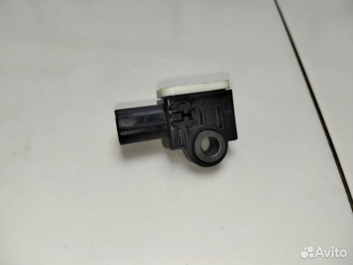 Датчик AIR BAG Focus 3