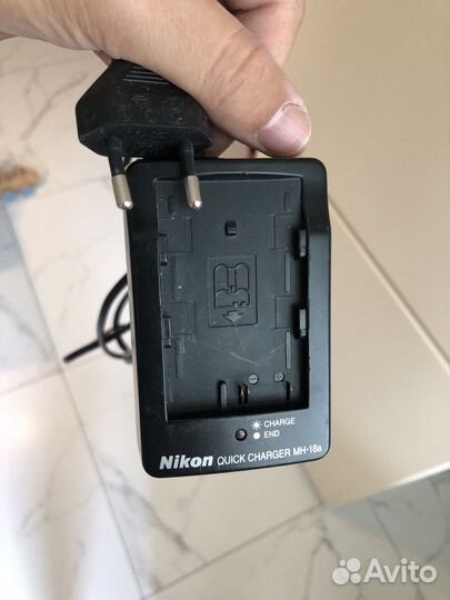 Зарядное устройство Nikon MH-18a для фотоаппарата