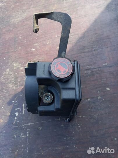 Насос гидроусилителя руля Citroen berlingo m59