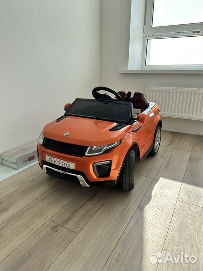 Детский электромобиль