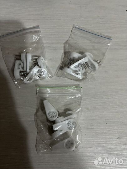 Крючки для модульной картины