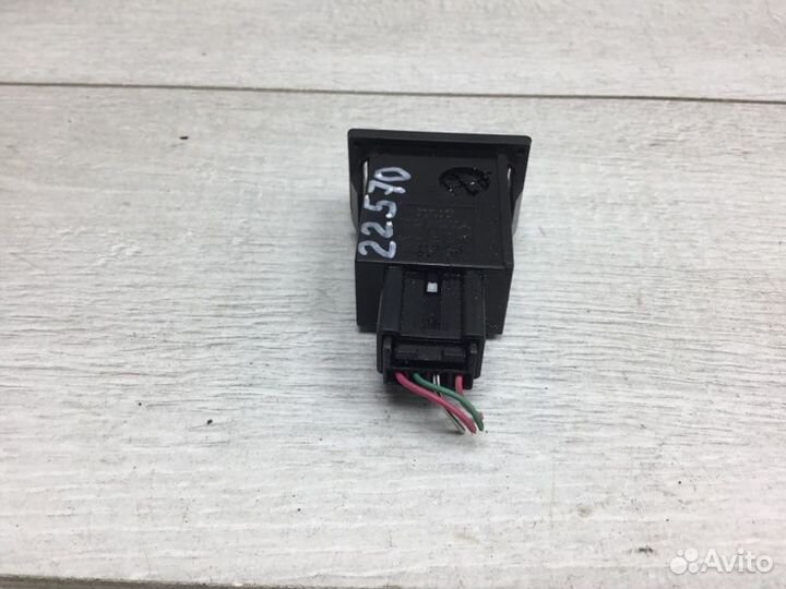 Переключатель дворников Toyota Avensis седан