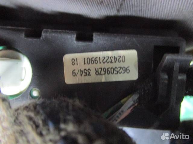 Дисплей Peugeot 206 2000 9625096ZR