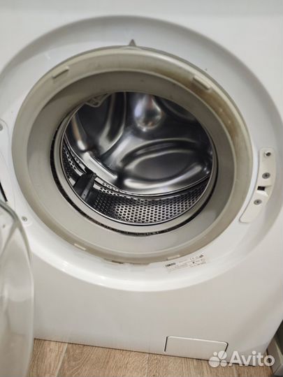 Стиральная машина zanussi