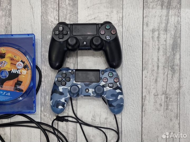 Sony PS4 Slim игры и 2 геймпада в комплекте