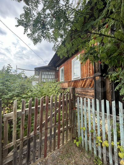 Дом 35 м² на участке 5 сот.