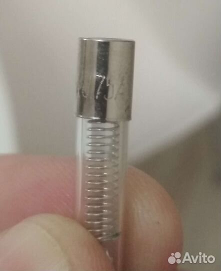 Высоковольтный предохранитель свч