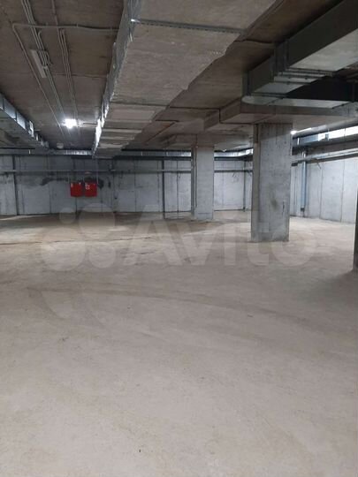 Машиноместо, 13 м²