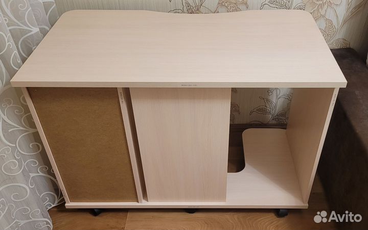 Письменный стол