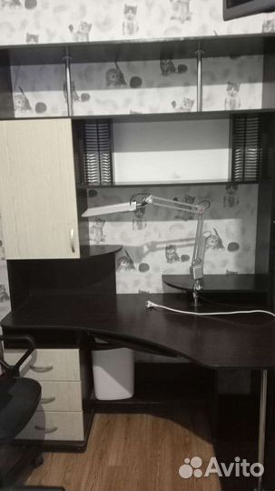 Компьютерный стол