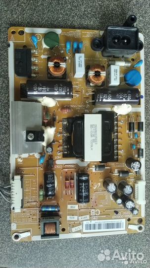 Платы от телевизоров (с разбитыми экранами)