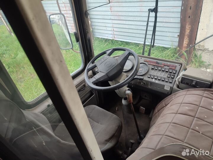 Автобус паз в разбор
