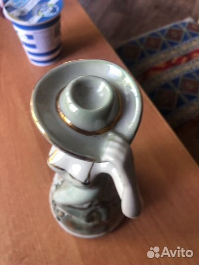 Статуэтка подсвечник