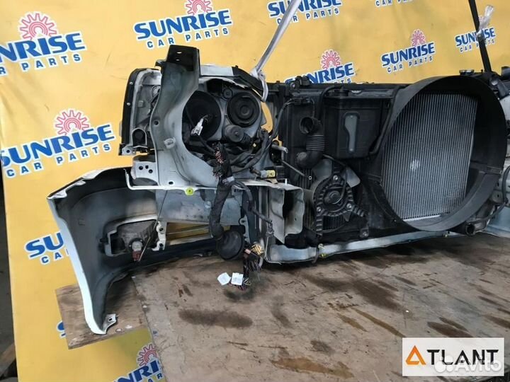 Nose cut toyota crown