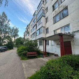 2-к. квартира, 43,3 м², 3/5 эт.