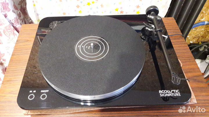 Acoustic Signature WOW проигрыватель винила
