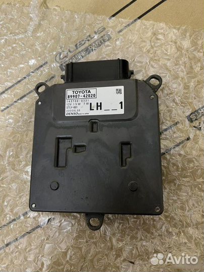 Блок управления фары левый Toyota Rav4 XA50