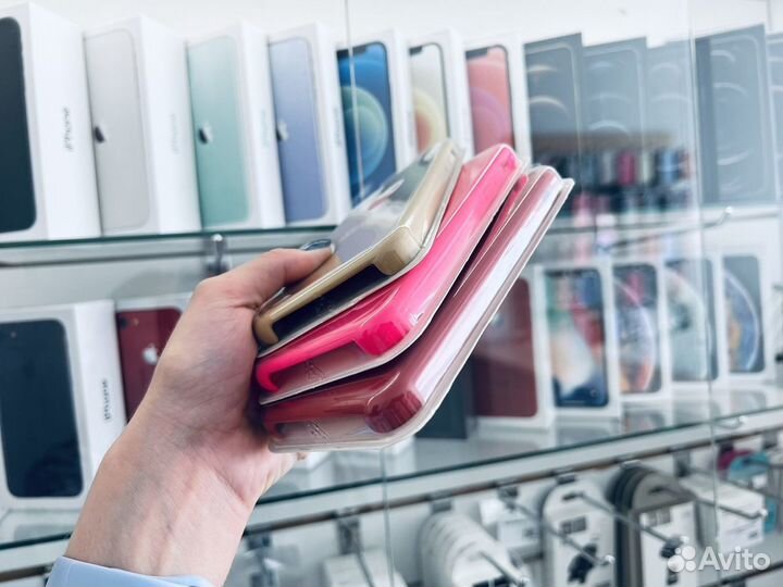 Чехол с яблочком на iPhone XR