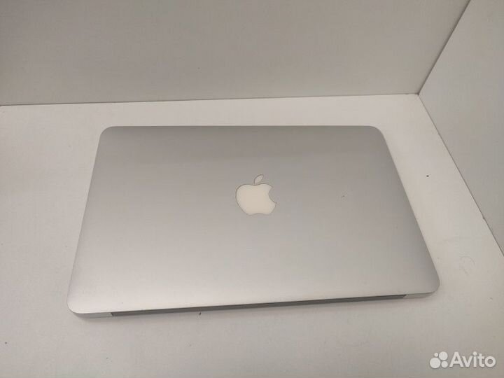 Ноутбук Apple MacBook Air 11 Mid 2012