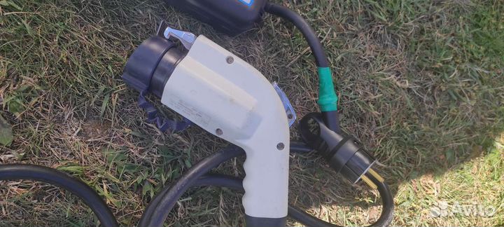 Зарядка nissan leaf j1772